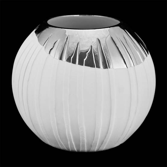 Porcelain ✥ lantern with platinum